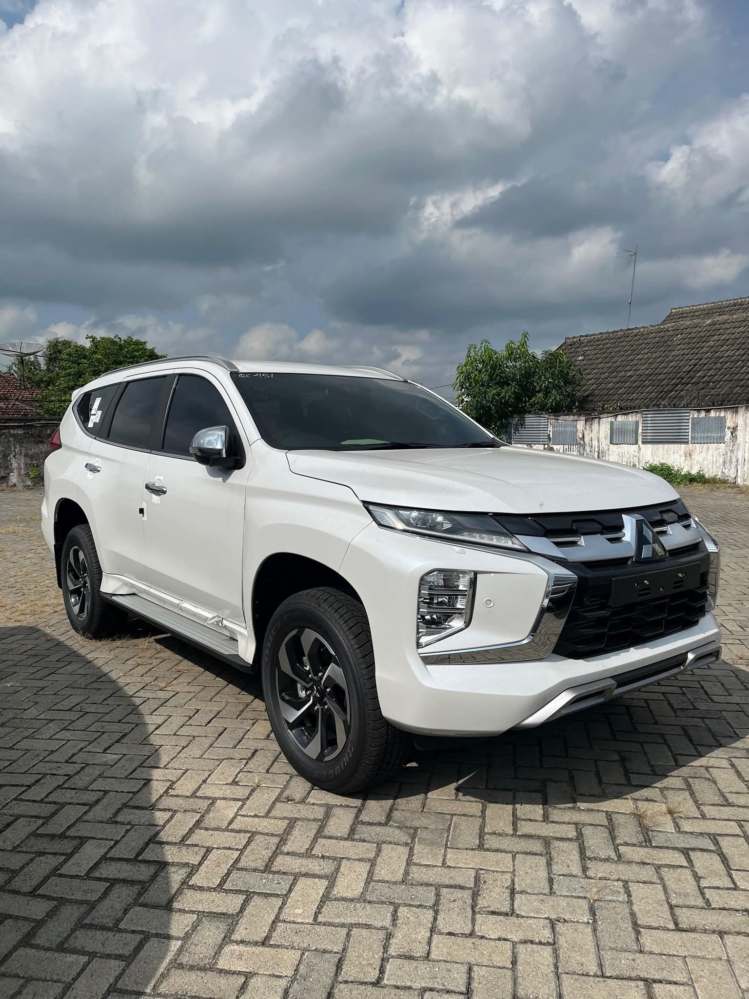 Dealer Mitsubishi Sampit